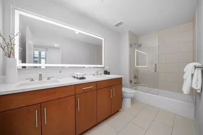 850 N Lake Shore Drive #201, Chicago, IL 60611 - Photo 19
