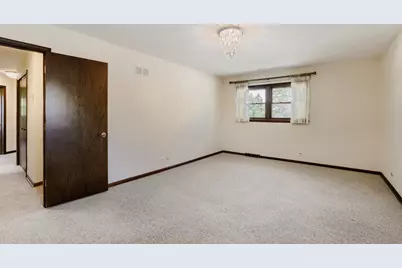 1111 W Ash Drive, Mount Prospect, IL 60056 - Photo 11