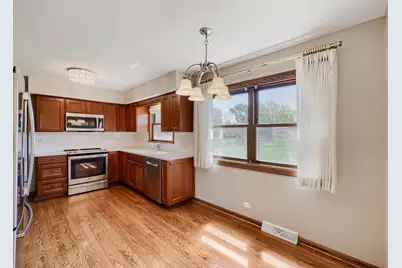1111 W Ash Drive, Mount Prospect, IL 60056 - Photo 7