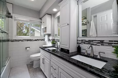 765 W Bayer Drive, Palatine, IL 60067 - Photo 21