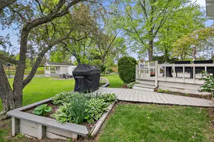 765 W Bayer Dr, Palatine, IL 60067 - Photo 41