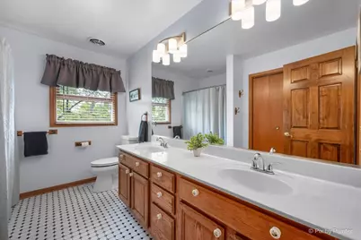 2405 Steeplechase Lane, Spring Grove, IL 60081 - Photo 29
