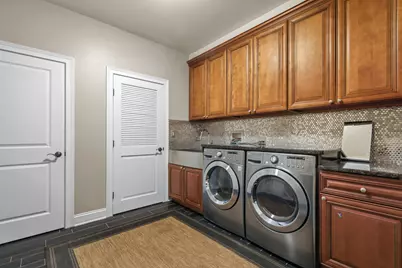267 9th Street, Wheeling, IL 60090 - Photo 17