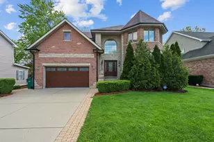 267 9th St, Wheeling, IL 60090 - Photo 1