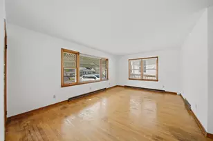 217 W Morgan St, Dixon, IL 61021 - Photo 7