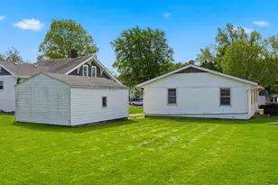217 W Morgan St, Dixon, IL 61021 - Photo 5