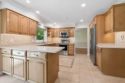 4707 Daniel Drive, Crystal Lake, IL 60014 - Photo 9