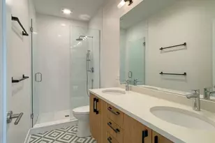 6320 S Champlain Ave, Chicago, IL 60637 - Photo 7