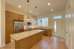 6320 S Champlain Ave, Chicago, IL 60637 - Photo 11