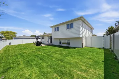 16450 Cherry Hill Avenue, Tinley Park, IL 60487 - Photo 21