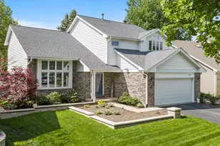 1631 Terri Cir, Naperville, IL 60563 - Photo 3