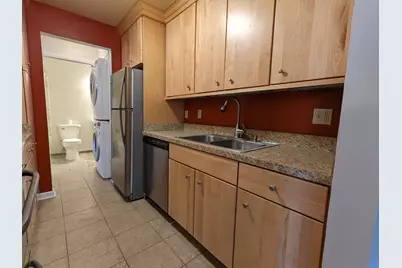 565 Somerset Lane #7, Crystal Lake, IL 60014 - Photo 3
