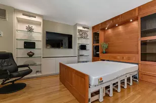 1030 N State St, Chicago, IL 60610 - Photo 7