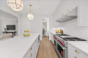 3902 N Hamilton Ave, Chicago, IL 60618 - Photo 21