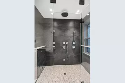 3902 N Hamilton Avenue, Chicago, IL 60618 - Photo 47