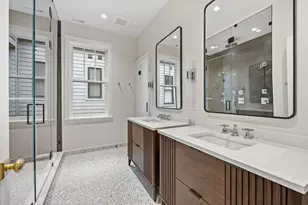 3902 N Hamilton Ave, Chicago, IL 60618 - Photo 45