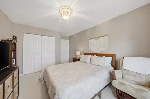 2714 Lake Shore Dr, Joliet, IL 60431 - Photo 17