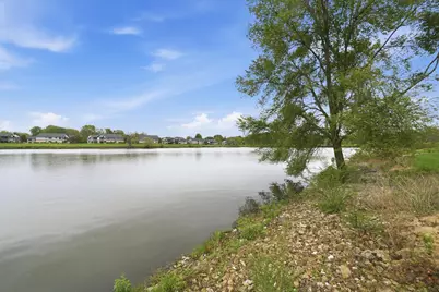 2714 Lake Shore Drive, Joliet, IL 60431 - Photo 29
