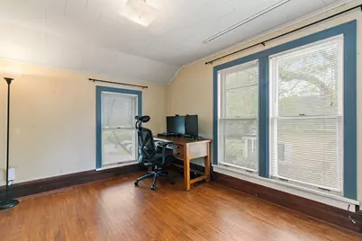 922 Douglas Avenue, Aurora, IL 60505 - Photo 23