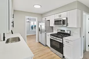 17001 Kimbark Ave, South Holland, IL 60473 - Photo 5