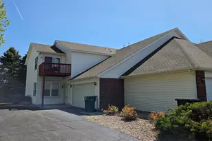 10205 Monarch Rd, Roscoe, IL 61073 - Photo 5
