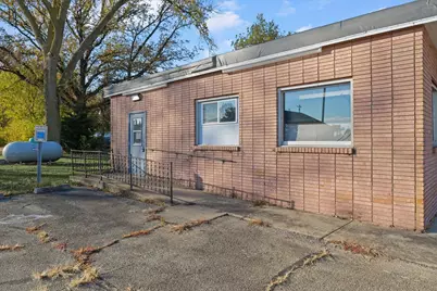 205 N State Route 54, Roberts, IL 60962 - Photo 29