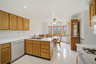 3118 Woodland Dr, Zion, IL 60099 - Photo 3