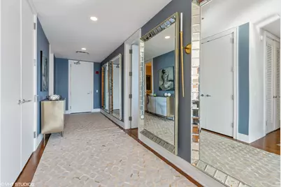 401 N Wabash Avenue #41G, Chicago, IL 60611 - Photo 5