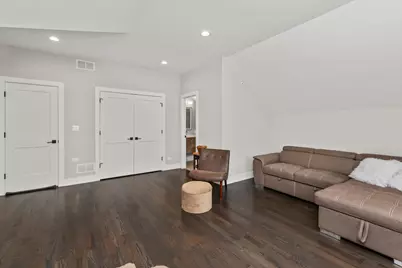 10507 Oxford Avenue, Chicago Ridge, IL 60415 - Photo 13