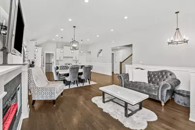 10507 Oxford Avenue, Chicago Ridge, IL 60415 - Photo 3