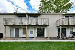 128 1/2 Cora Ave, Fox Lake, IL 60020 - Photo 1