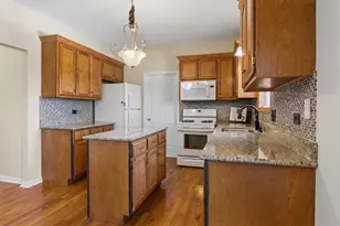 1715 Brighton Ln, Plainfield, IL 60586 - Photo 9