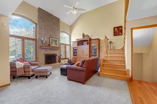 2254 Tamarack Dr, Downers Grove, IL 60515 - Photo 11
