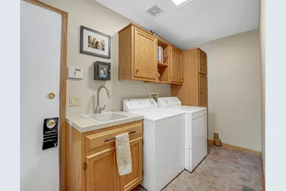 2254 Tamarack Drive, Downers Grove, IL 60515 - Photo 15