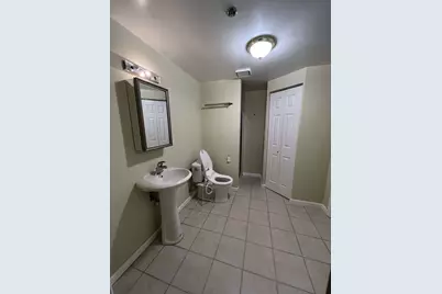 2162 Yale Circle, Hoffman Estates, IL 60192 - Photo 15