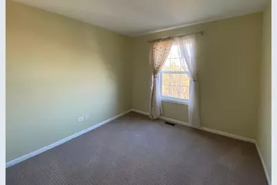 2162 Yale Circle, Hoffman Estates, IL 60192 - Photo 11