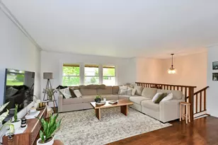 99 Mayer Ave, Wheeling, IL 60090 - Photo 3