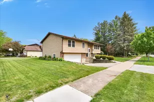 99 Mayer Ave, Wheeling, IL 60090 - Photo 25