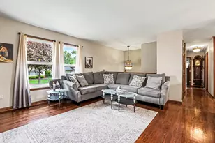 15218 Rob Roy Dr, Oak Forest, IL 60452 - Photo 5
