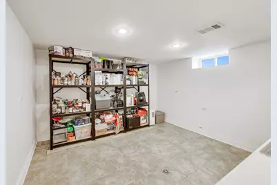 5414 N Neenah Avenue, Chicago, IL 60656 - Photo 17