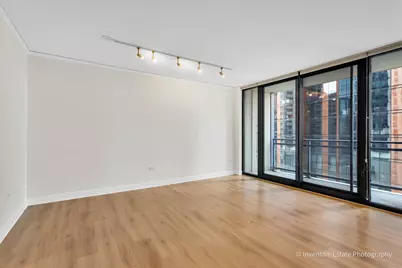201 N Westshore Drive #1006, Chicago, IL 60601 - Photo 5