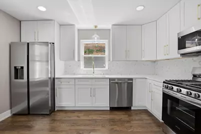 8641 S Kingston Avenue, Chicago, IL 60617 - Photo 7