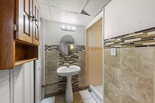 3707 Kenilworth Ave, Berwyn, IL 60402 - Photo 25