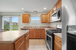 2508 Windward Blvd, Champaign, IL 61821 - Photo 9