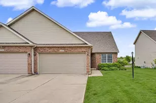 2508 Windward Blvd, Champaign, IL 61821 - Photo 3