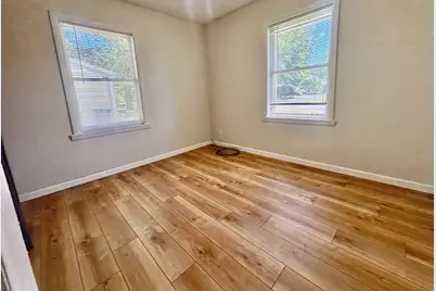805 N Reel Street, Salem, IL 62881 - Photo 9