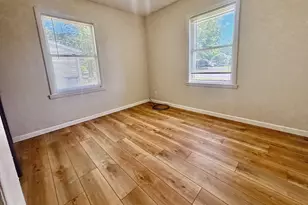 805 N Reel St, Salem, IL 62881 - Photo 9