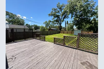 805 N Reel Street, Salem, IL 62881 - Photo 15