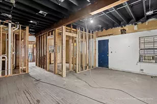 3636 N Ashland Ave, Chicago, IL 60613 - Photo 11