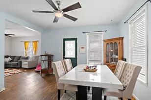 308 S 8th St, Dekalb, IL 60115 - Photo 5